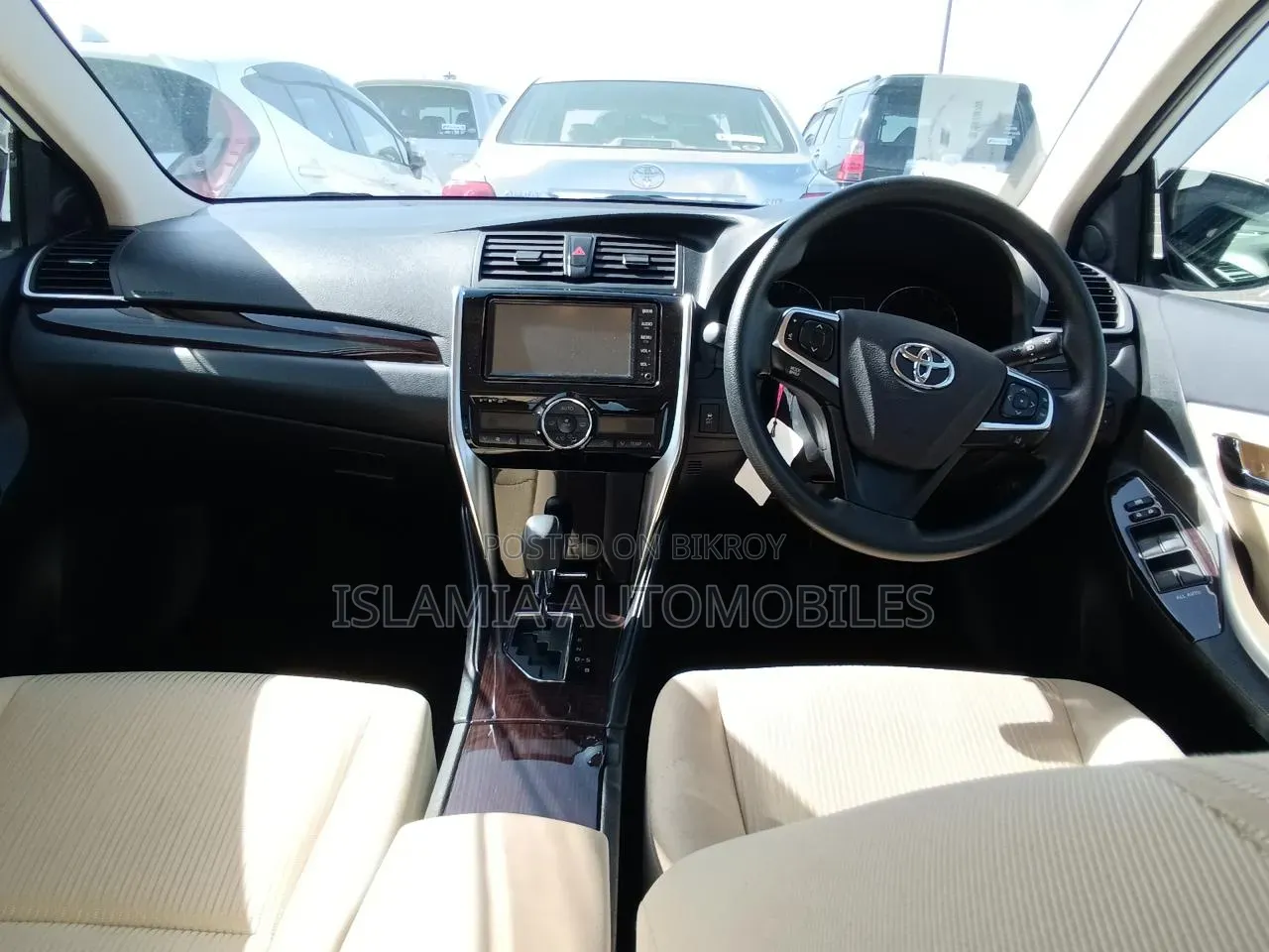 Toyota Premio 2021 Pearl