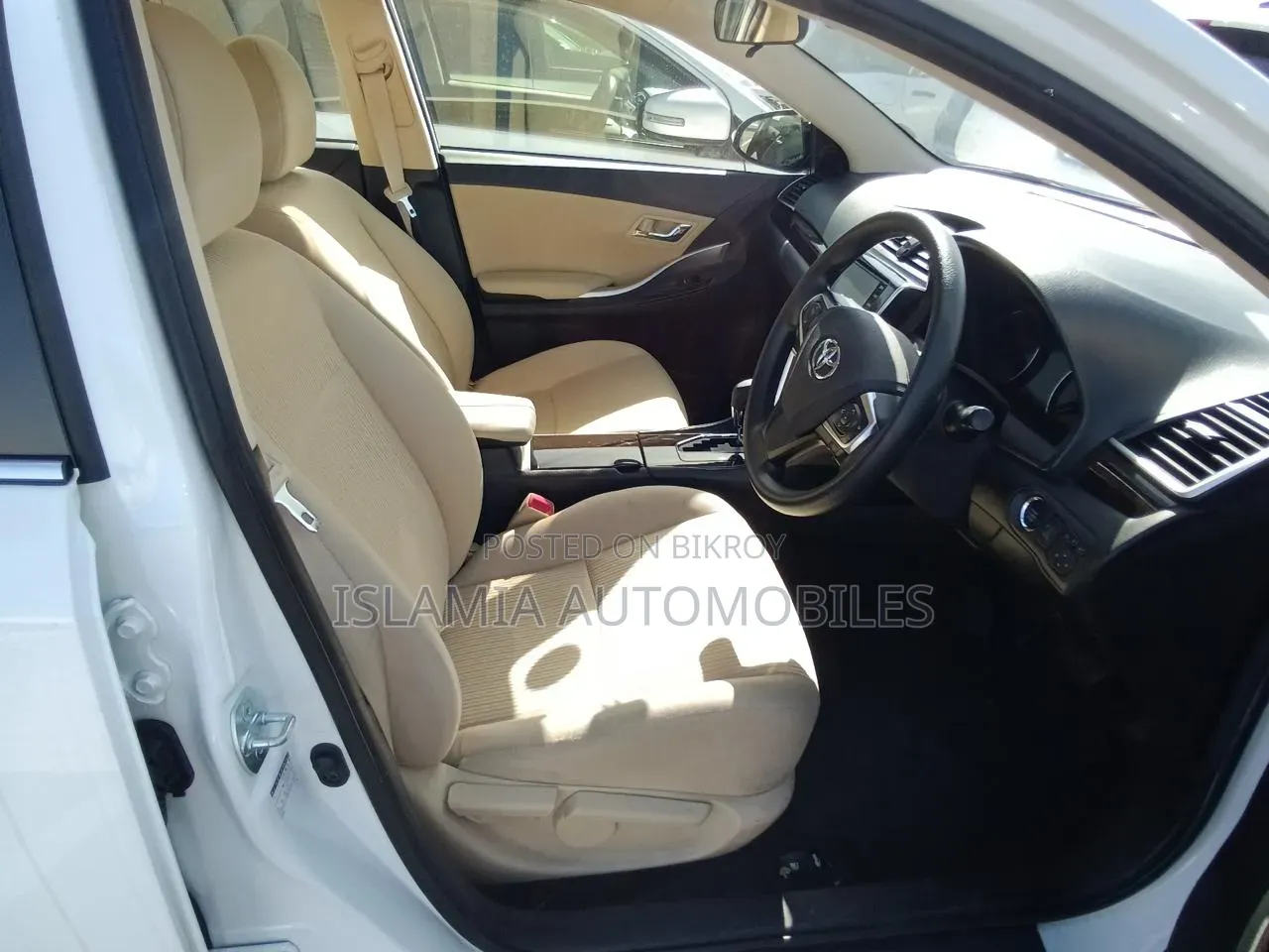 Toyota Premio 2021 Pearl