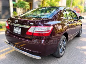 Toyota Premio 1.5-Liter Front-Wheel Drive 2014 Red