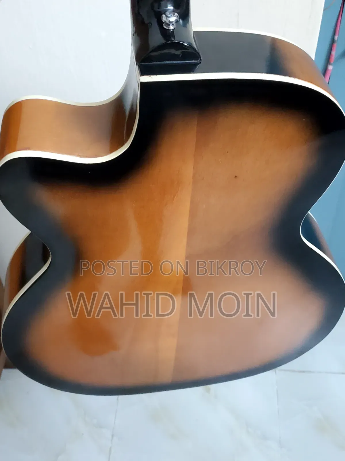ইন্ডিয়ান সিগনেচার গিটার