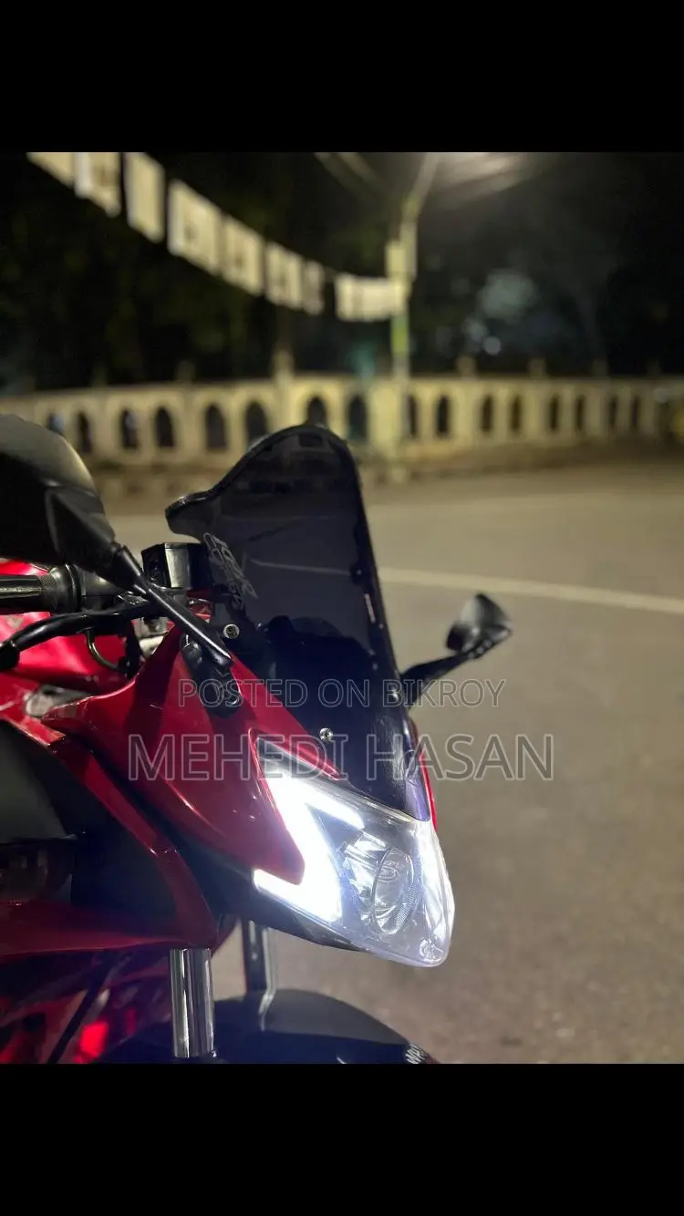 Lifan 2020 Red