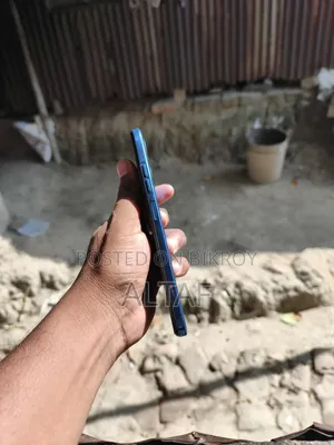 টেকনো স্পার্ক ১০সি ১২৮ জিবি ব্লু