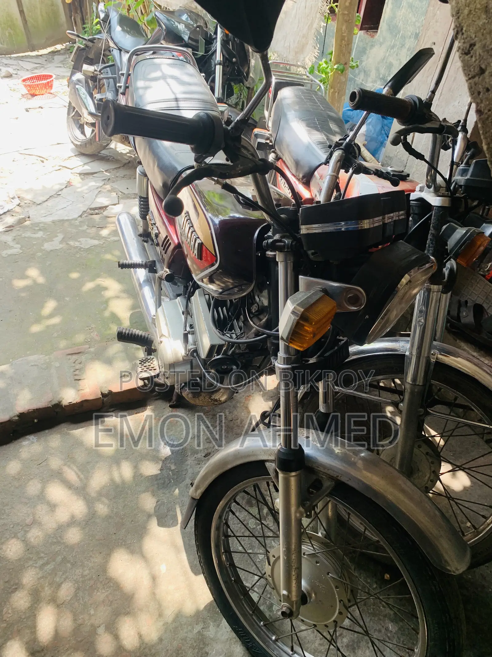 Yamaha 1992 Red