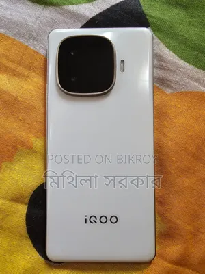 Vivo iQOO Z9 Turbo 256 GB White