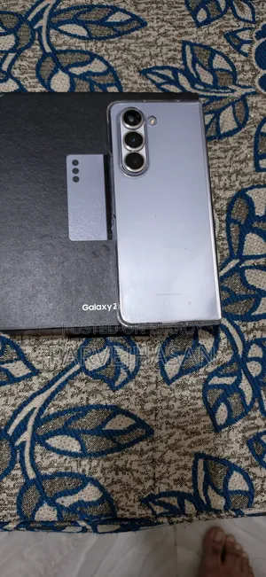 স্যামসাং গ্যালাক্সি জেড ফোল্ড ৫ ২৫৬ জিবি কালো