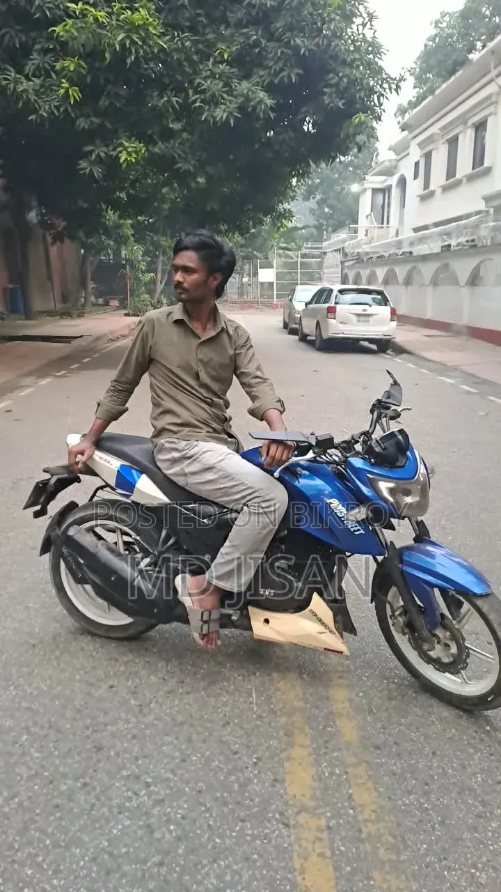 TVS Apache RTR 160 4V Fi 2020 Blue