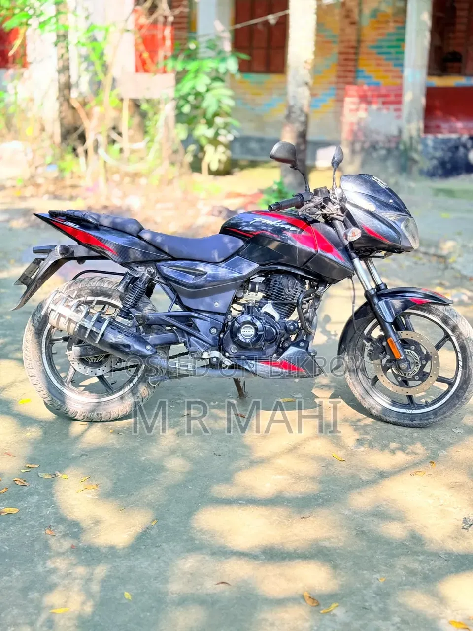 Bajaj Pulsar 150 2025 Red