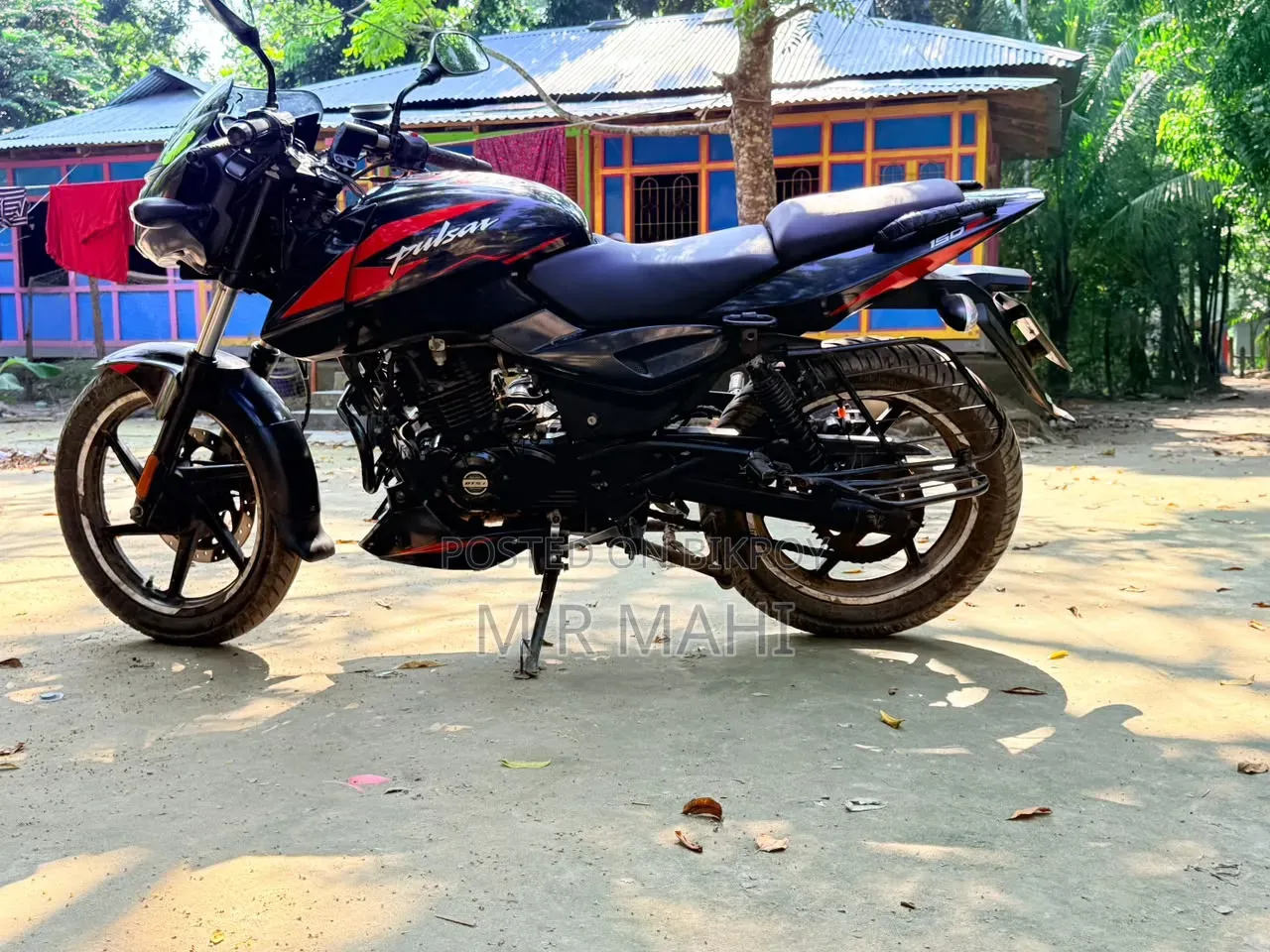 Bajaj Pulsar 150 2025 Red