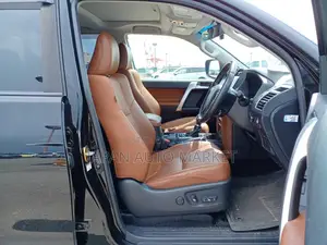 Toyota Land Cruiser Prado 2022 Black