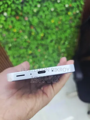 স্যামসাং গ্যালাক্সি এ৩৫ ১২৮ জিবি সাদা