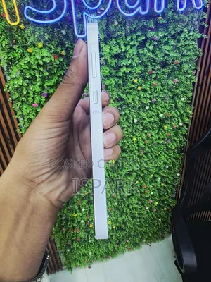 স্যামসাং গ্যালাক্সি এ৩৫ ১২৮ জিবি সাদা