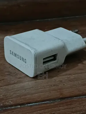 স্যামসাং অরিজিনাল চার্জার (এখনও কাজ করে)