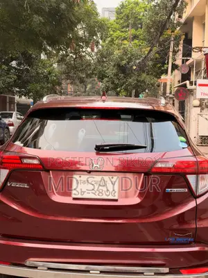 Honda Vezel 2014 Red
