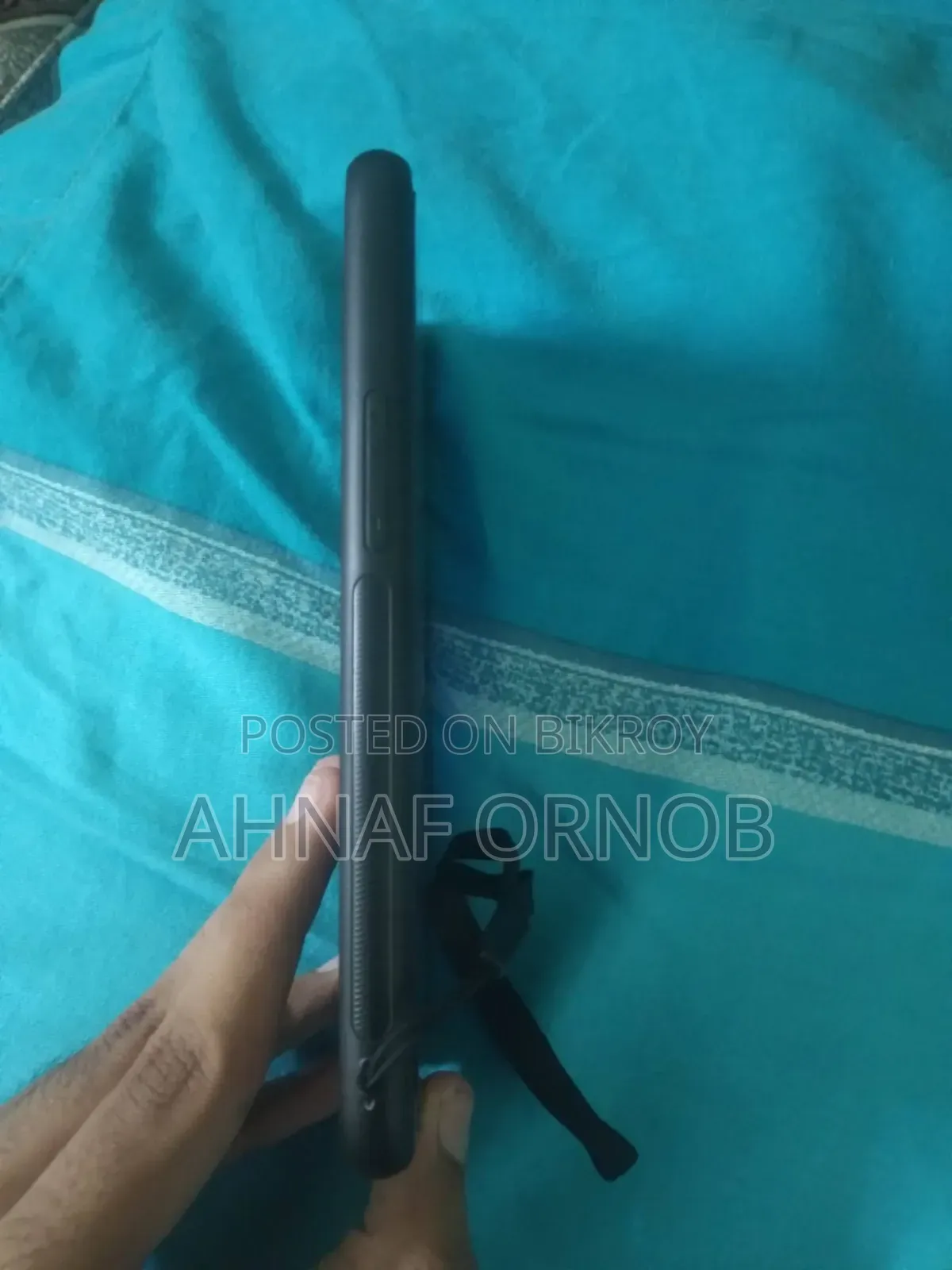 অপ্পো এফ৯ ৬৪ জিবি নীল