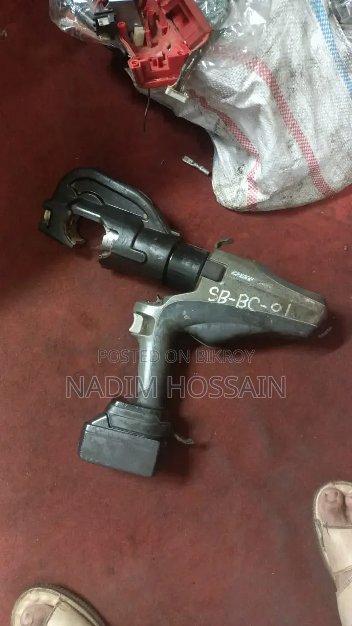 Cable Clamp Hydraulic Machine