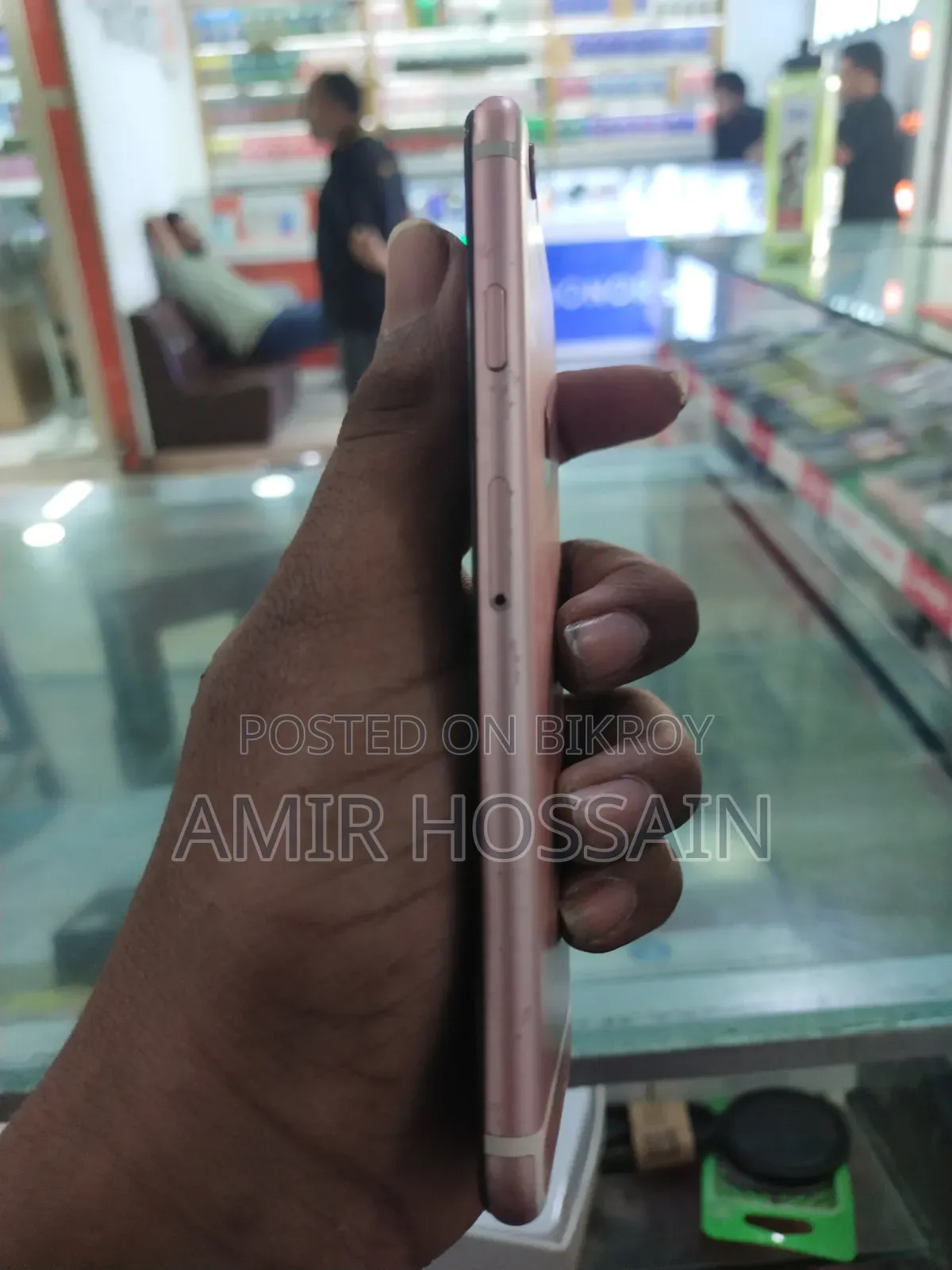 New Apple iPhone 6 64 GB Gold