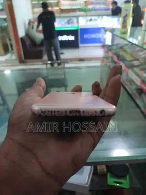 New Apple iPhone 6 64 GB Gold