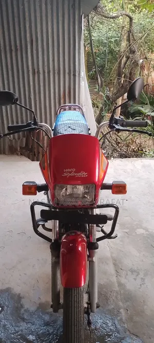 হিরো স্প্লেন্ডার আইস্মার্ট ২০১১ রেড
