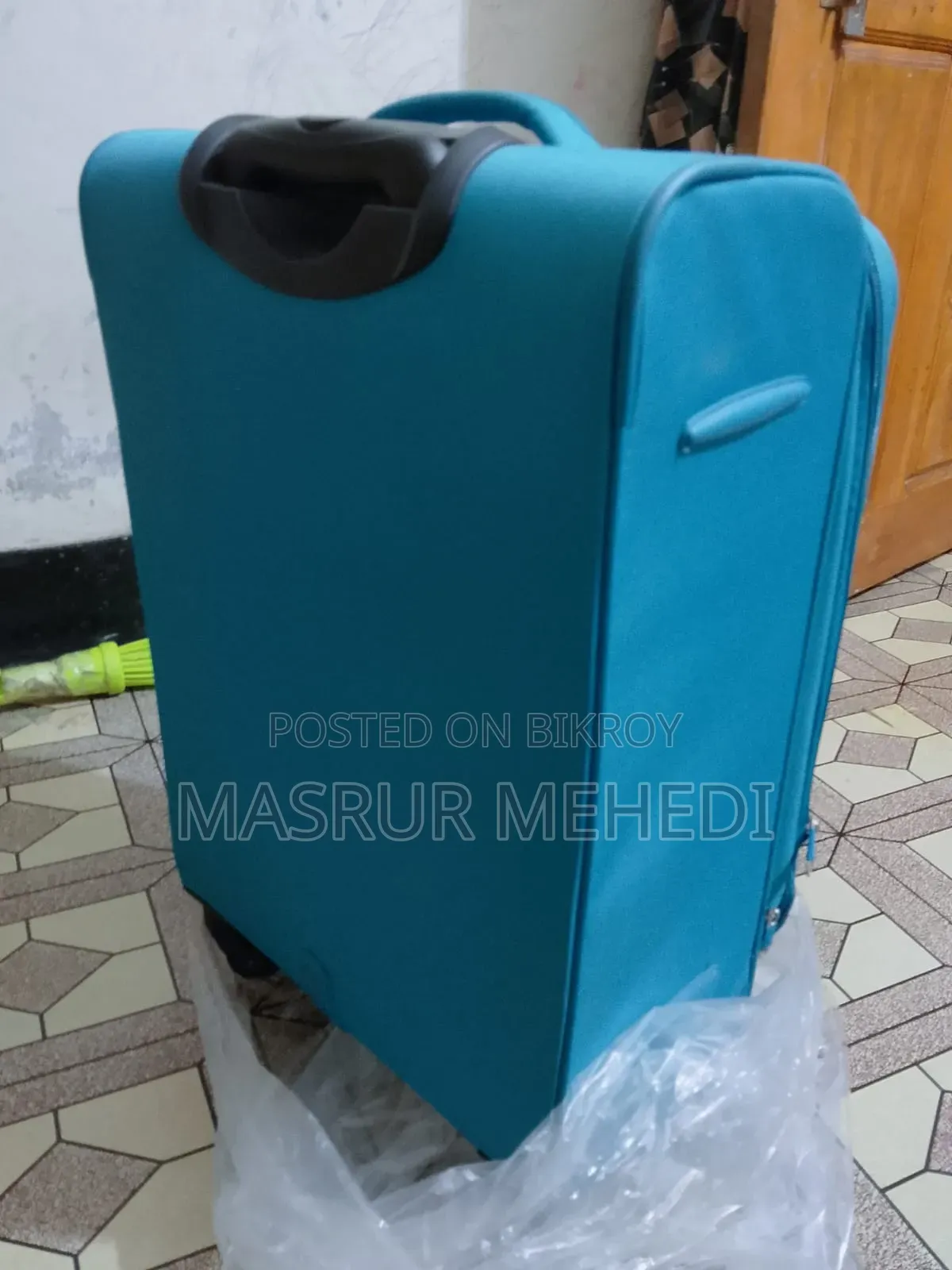 আমেরিকান ট্যুরিস্টর ব্যাগ