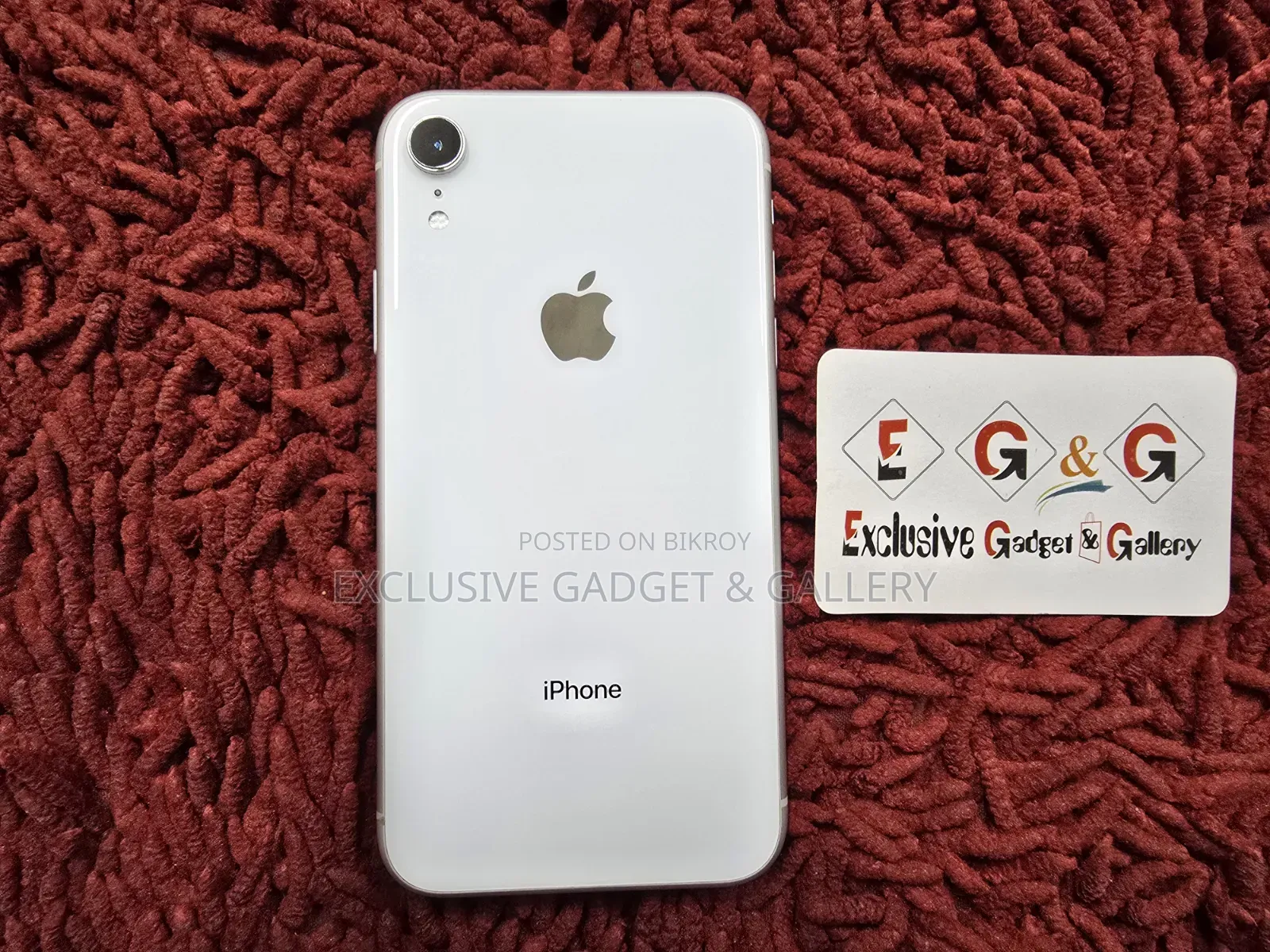 অ্যাপল আইফোন এক্সআর ১২৮ জিবি সাদা