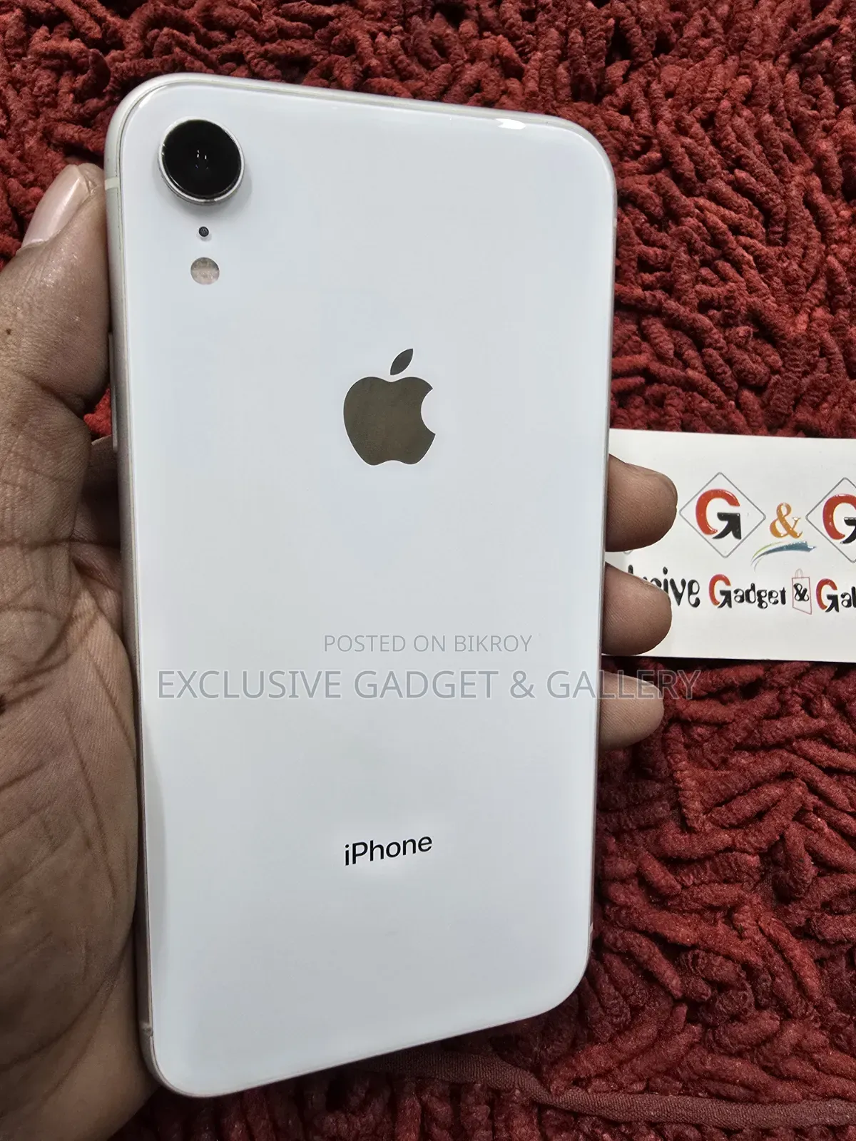 অ্যাপল আইফোন এক্সআর ১২৮ জিবি সাদা