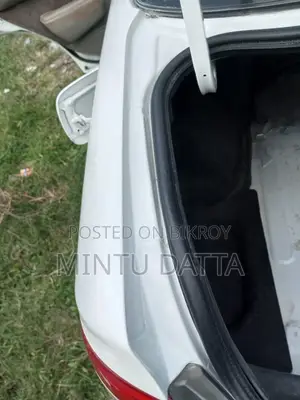 Toyota Corolla 1997 White