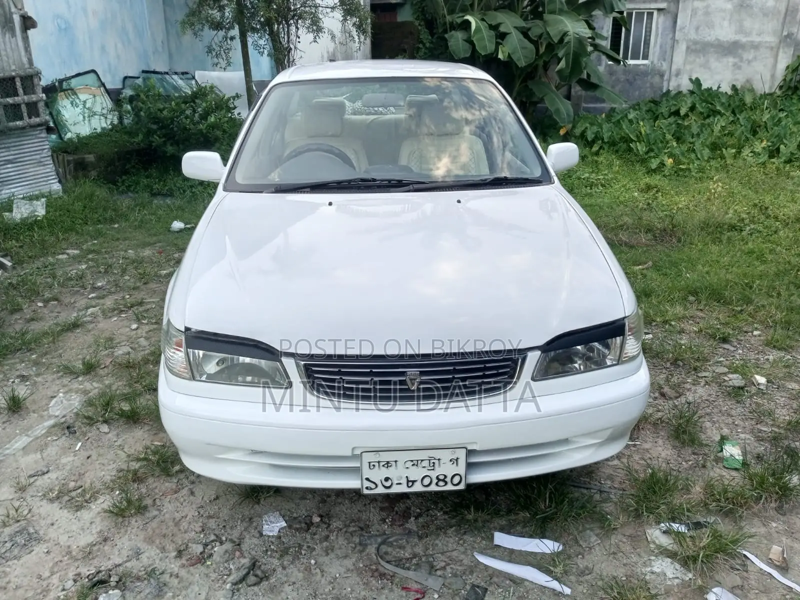 Toyota Corolla 1997 White