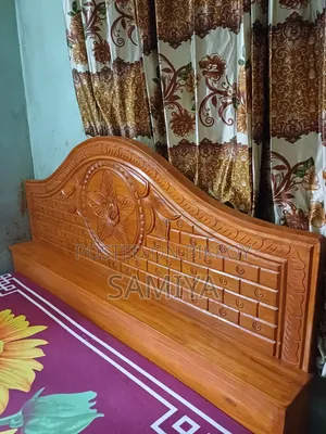 লোকেশন কেরানীগঞ্জ।সেগুনের খাট, ওয়ারড্রব, টু সিট সোফা। বিক্রয় হবে।