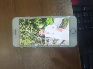 Apple iPhone 7 32 GB সাদা