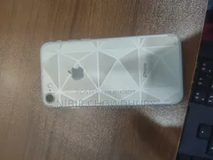 Apple iPhone 7 32 GB সাদা