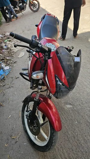 Bajaj Pulsar 150 ২০১৮ লাল