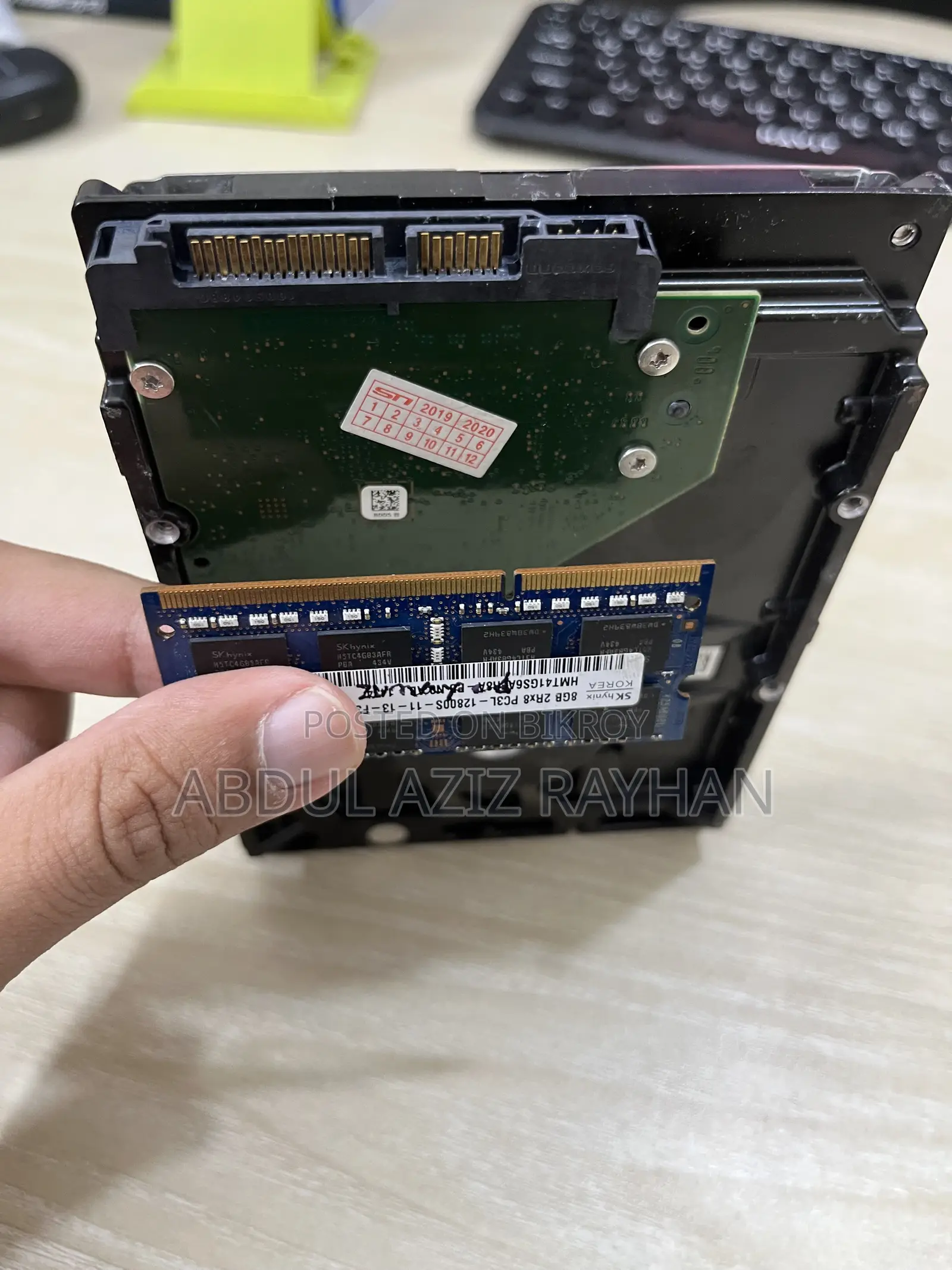 1TB HDD and 8 Gb Ddr3 Laptop Ram