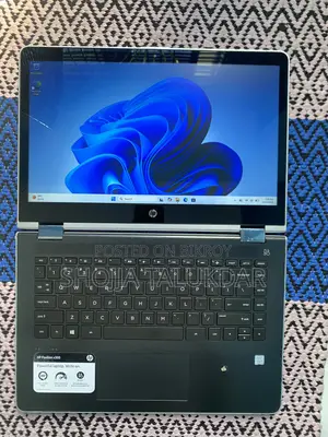 Laptop HP Pavilion 14 x360 2-in-1 8GB Intel Core i3 HDD 500GB