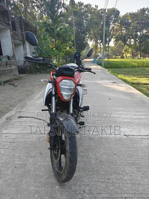 সুজুকি জিক্সার ২০২৪ অরেঞ্জ