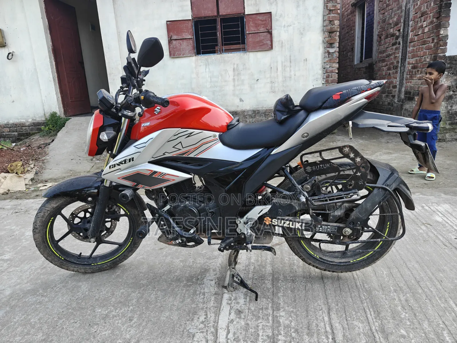 সুজুকি জিক্সার ২০২৪ অরেঞ্জ