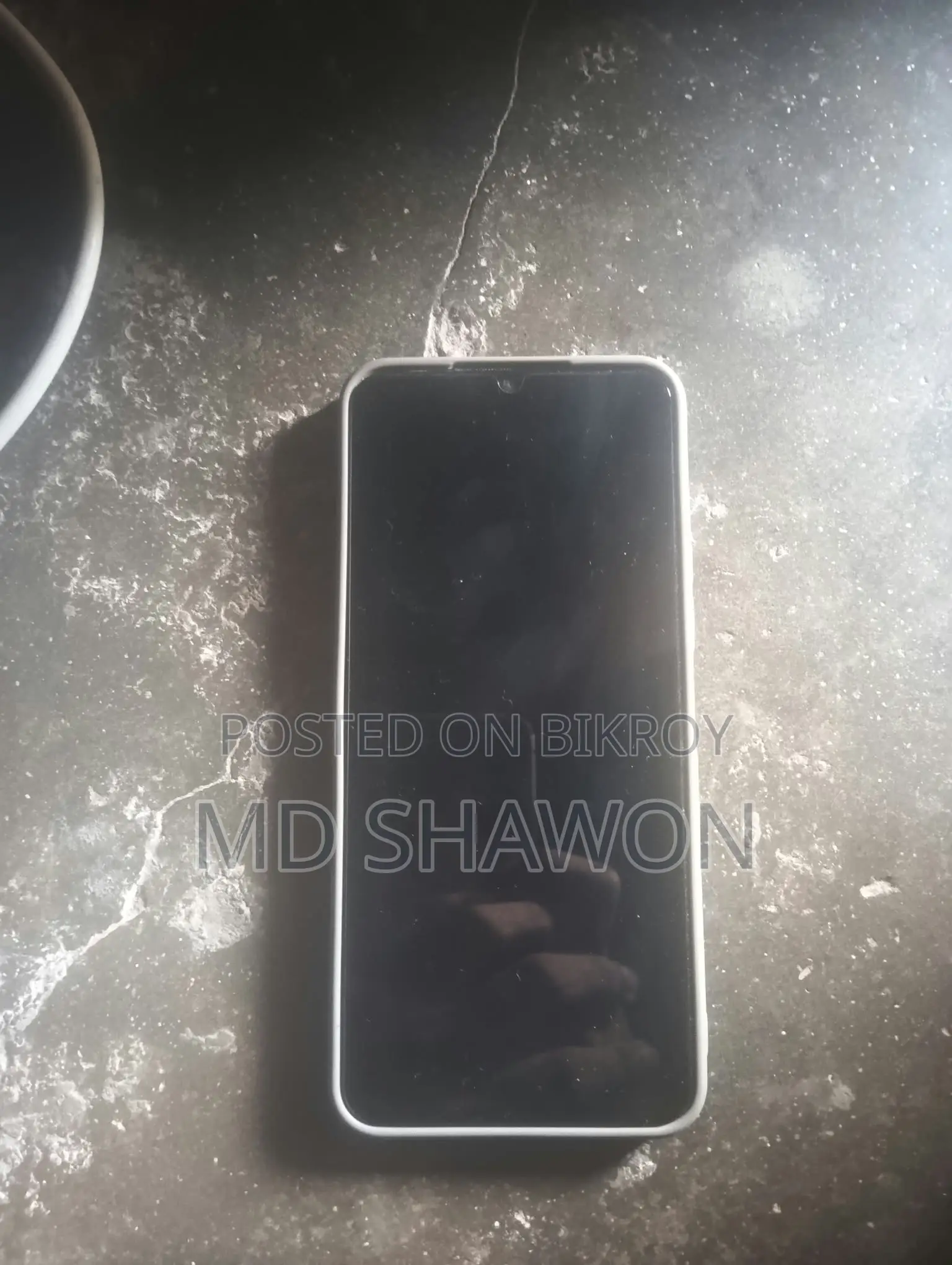 ভিভো ওয়াই২১ ৬৪ জিবি