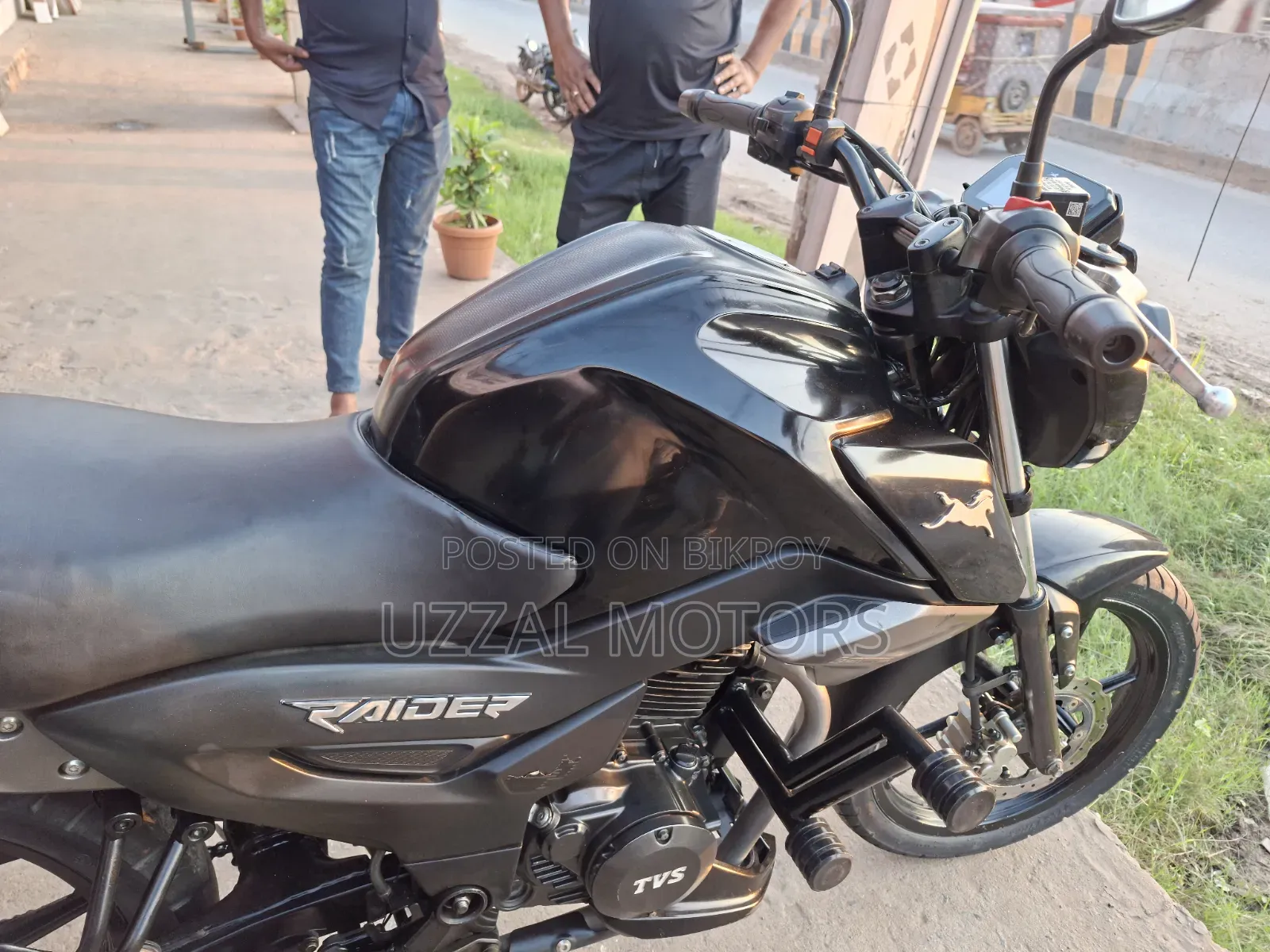 TVS Raider 125 2022 Black