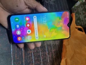 Samsung Galaxy M20 32 GB Blue