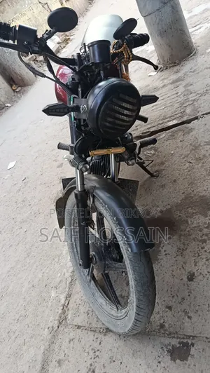 রানার এডি৮০এস-ডিল্যাক্স ২০২৪ রেড