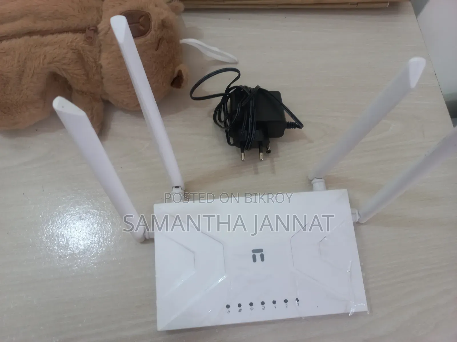 Netis NC21 AC1200 Dual Band WiFi Router – 5GHz + 2.4GHz