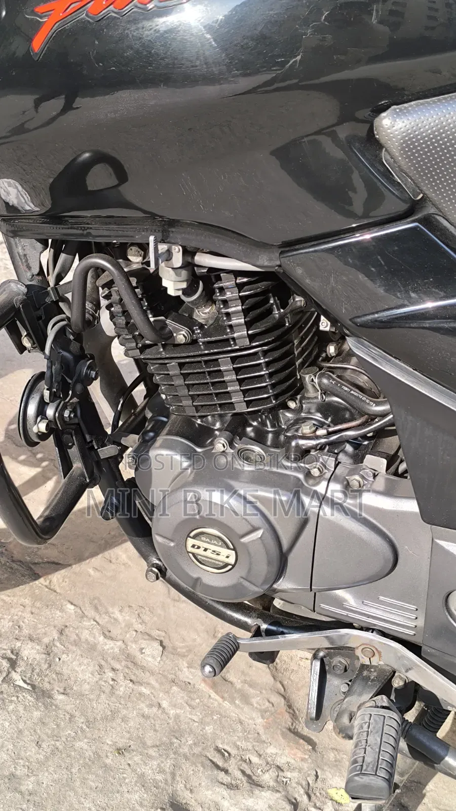 Bajaj Pulsar 150 2023 Black