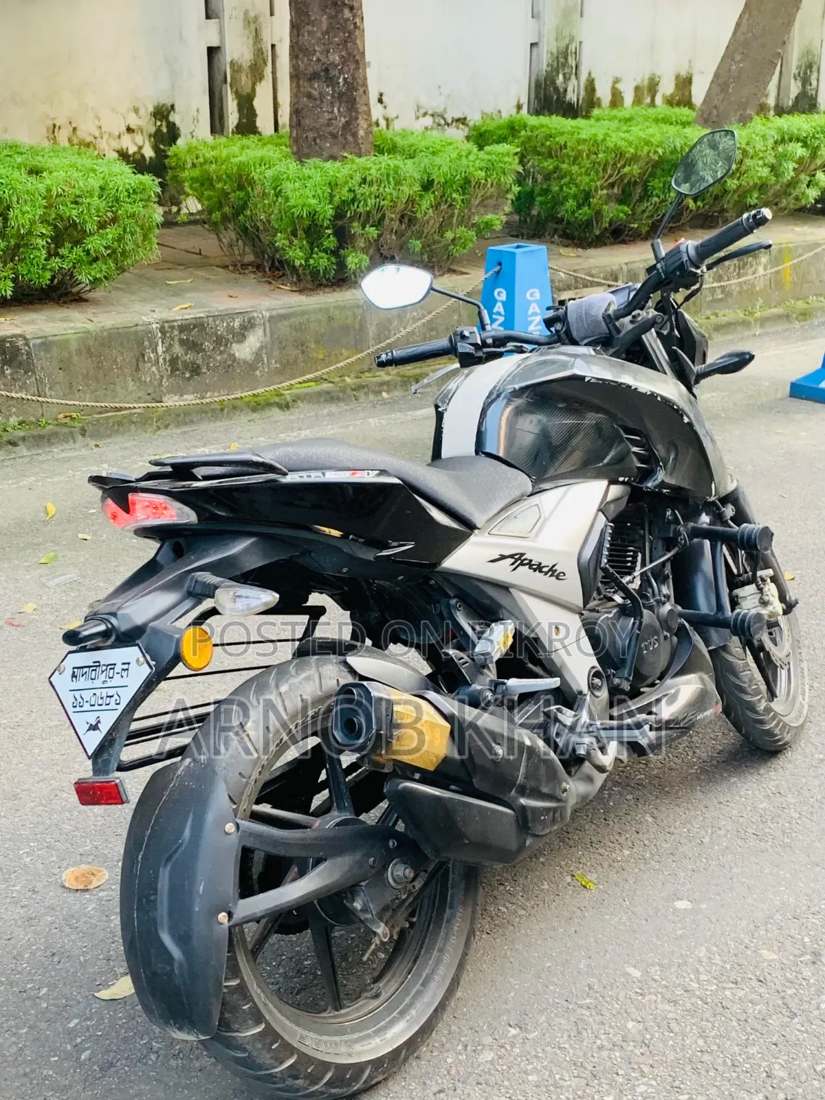 টিভিএস আপাচে ১৬০ ৪ভি ২০১৯ কালো