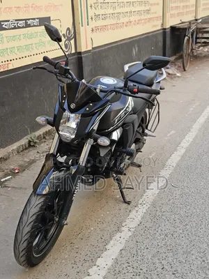 ইয়ামাহা এফজেডএস ভি২ ২০২৫ কালো