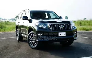 টয়োটা ল্যান্ড ক্রুজার প্রাডো ২.৭ ২০২১ কালো