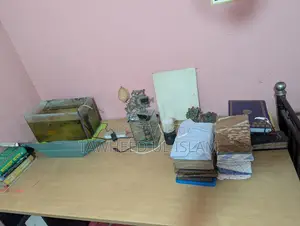 অফিস টেবিল বিক্রয়।কাজীপাড়া,মিরপুর ঢাকা।