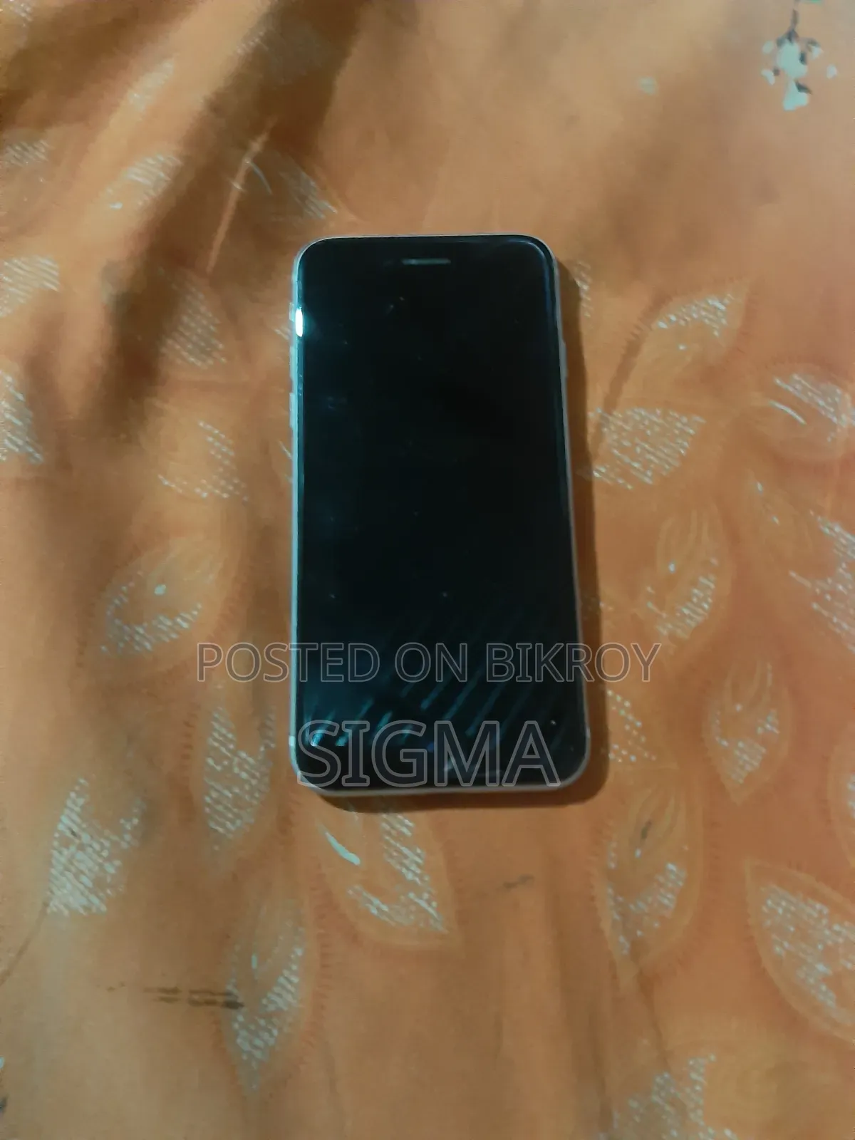 অ্যাপল আইফোন এসই (২০২০) ২৫৬ জিবি হোয়াইট