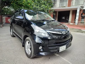 টয়োটা আভানজা ২০১৫ কালো