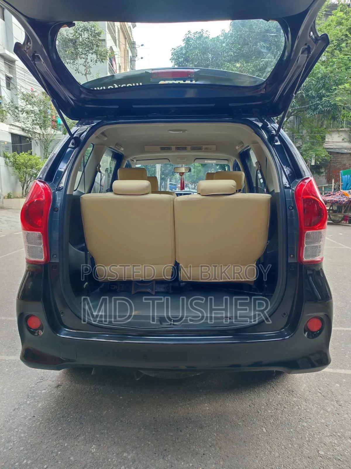টয়োটা আভানজা ২০১৫ কালো