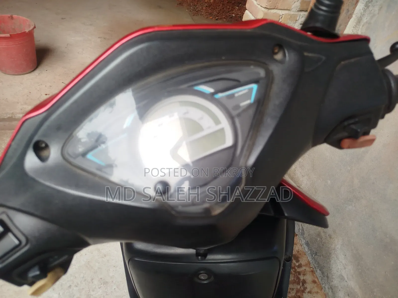 টিভিএস উইগো ২০১৫ লাল
