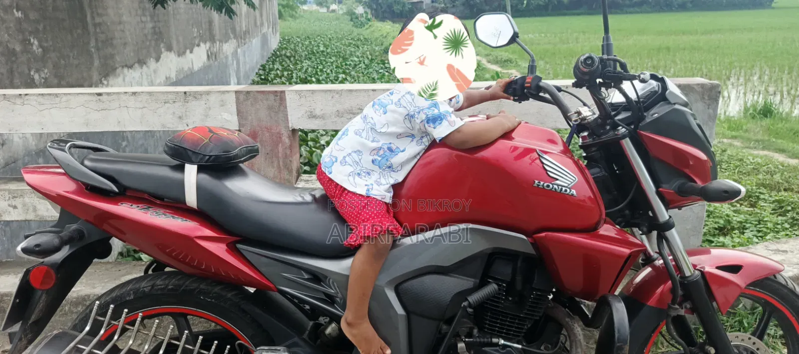 Honda CB 2018 Red